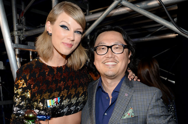 taylor-swift-joseph-khan-2016-billboard-1548