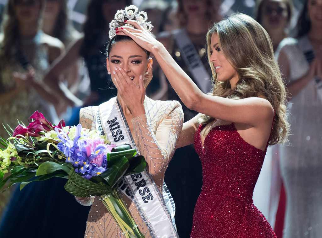rs_1024x759-171126193519-1024.miss-universe-2017-south-africa-2.ct_.112617