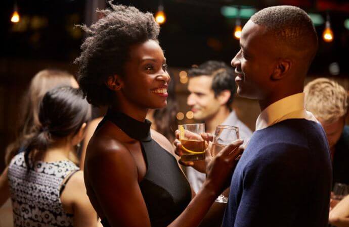 Black-couple-date-drinks-club-young-smile-e1468411894309_690x450_crop_80.jpg - Media Room Hub