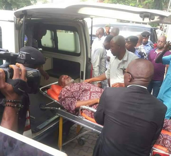 Dino-Melaye-2-600×547