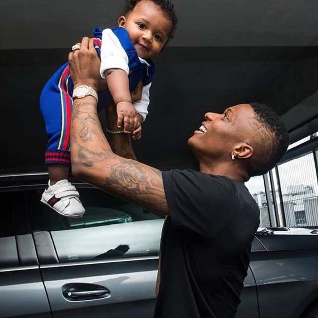 wizkid-third-son-zion-reunite-in-london-photos