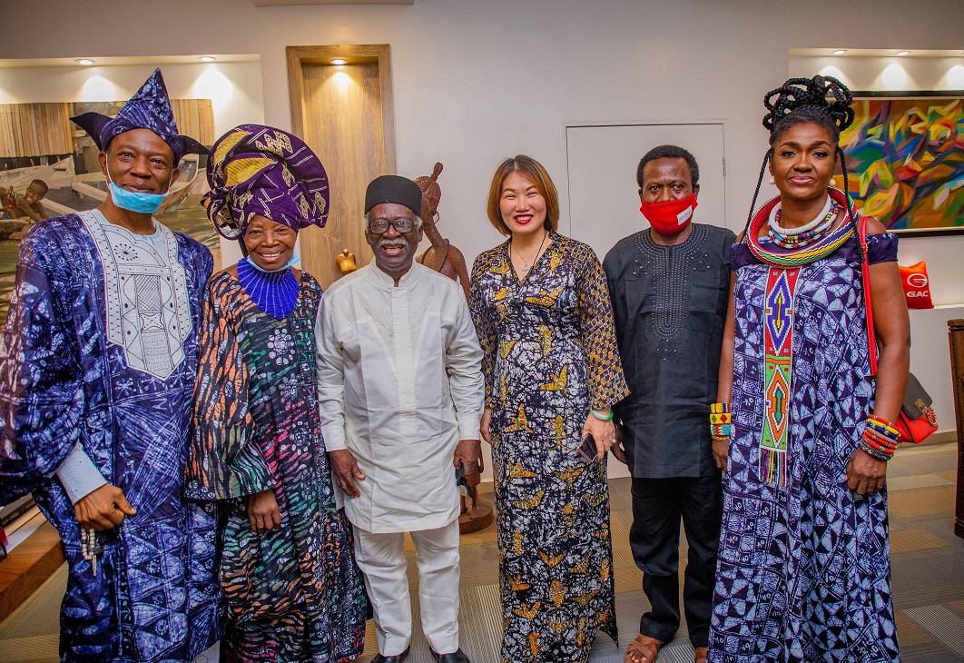 Chief Nike Davies Okundaye, Prof Bruce Onobrakpeya, Chief Diana Chen flanked by guests at the book launch