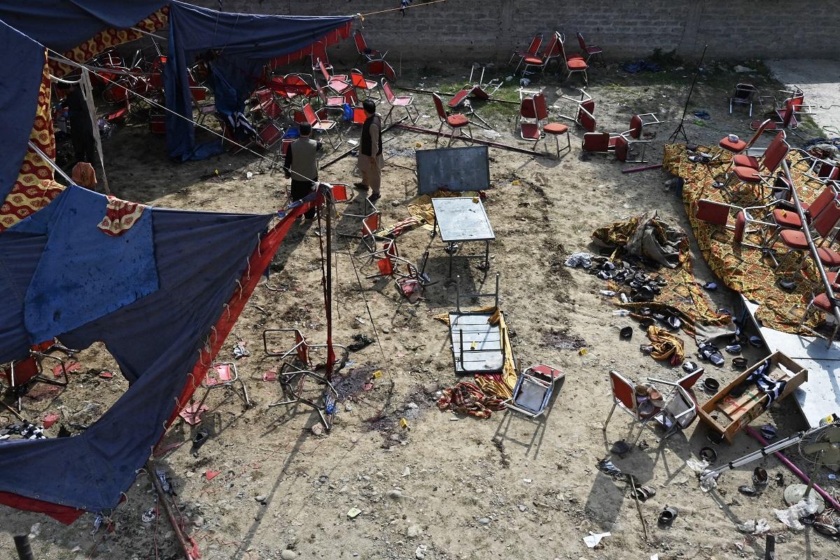 Pakistan-suicide-bombing-scene