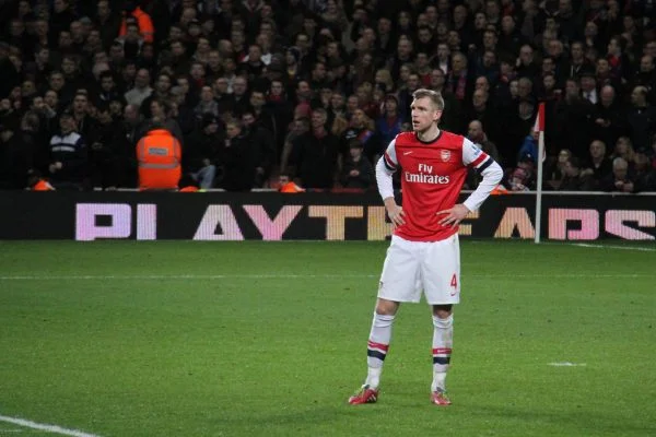 Mertesacker-e1469615530376